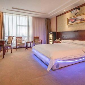 Vienna Hotel Guangzhou Yuexiu West Huifu Road